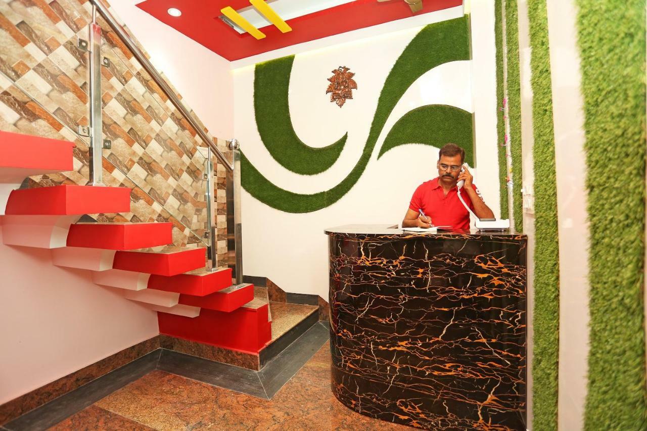 فندق Oyo 18597 Satyam ميروت المظهر الخارجي الصورة